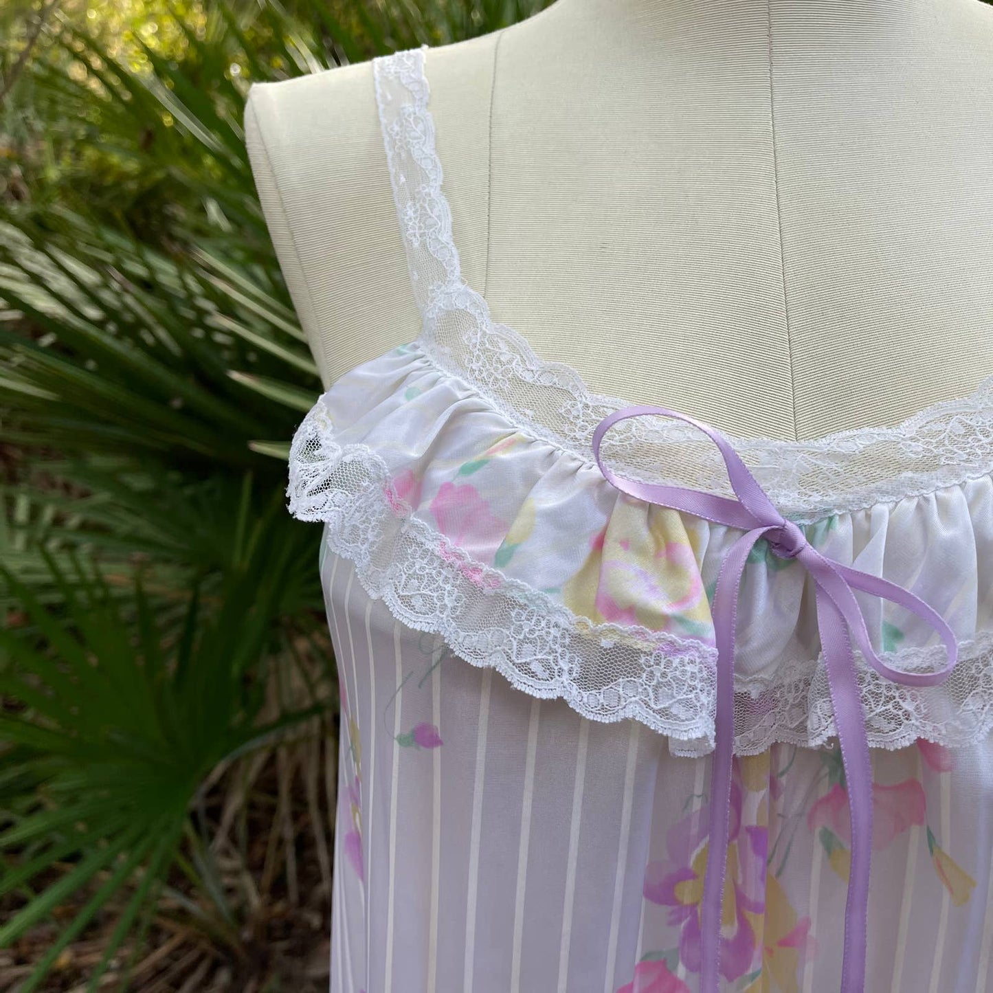 Vintage 70s White Striped Floral Nightgown Maxi Sleeveless Vanity Fair Size S M