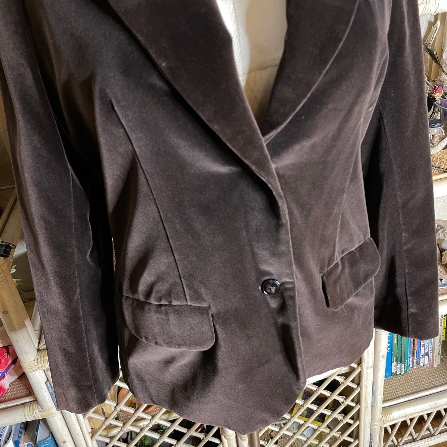Vintage 70s Dark Brown Velvet Blazer with Double Lapel and Vneck F.A. Chatta 16