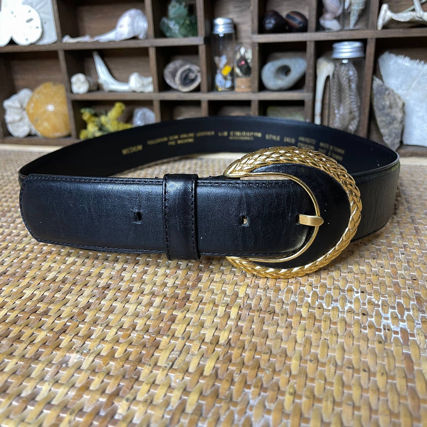 Vintage 90s Black Leather Belt with Gold Toned Crescent Moon Shaped Buckle Sz M