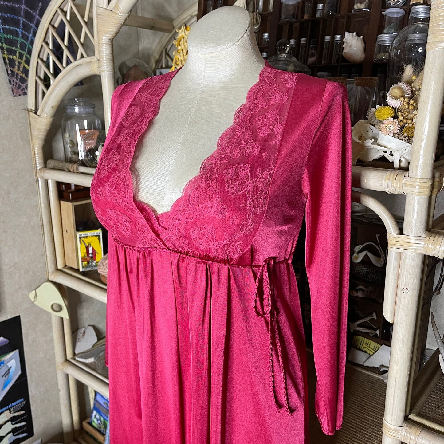 Vintage 70s Berry Pink Nightgown and Robe Peignoir Set by Gilead Size S