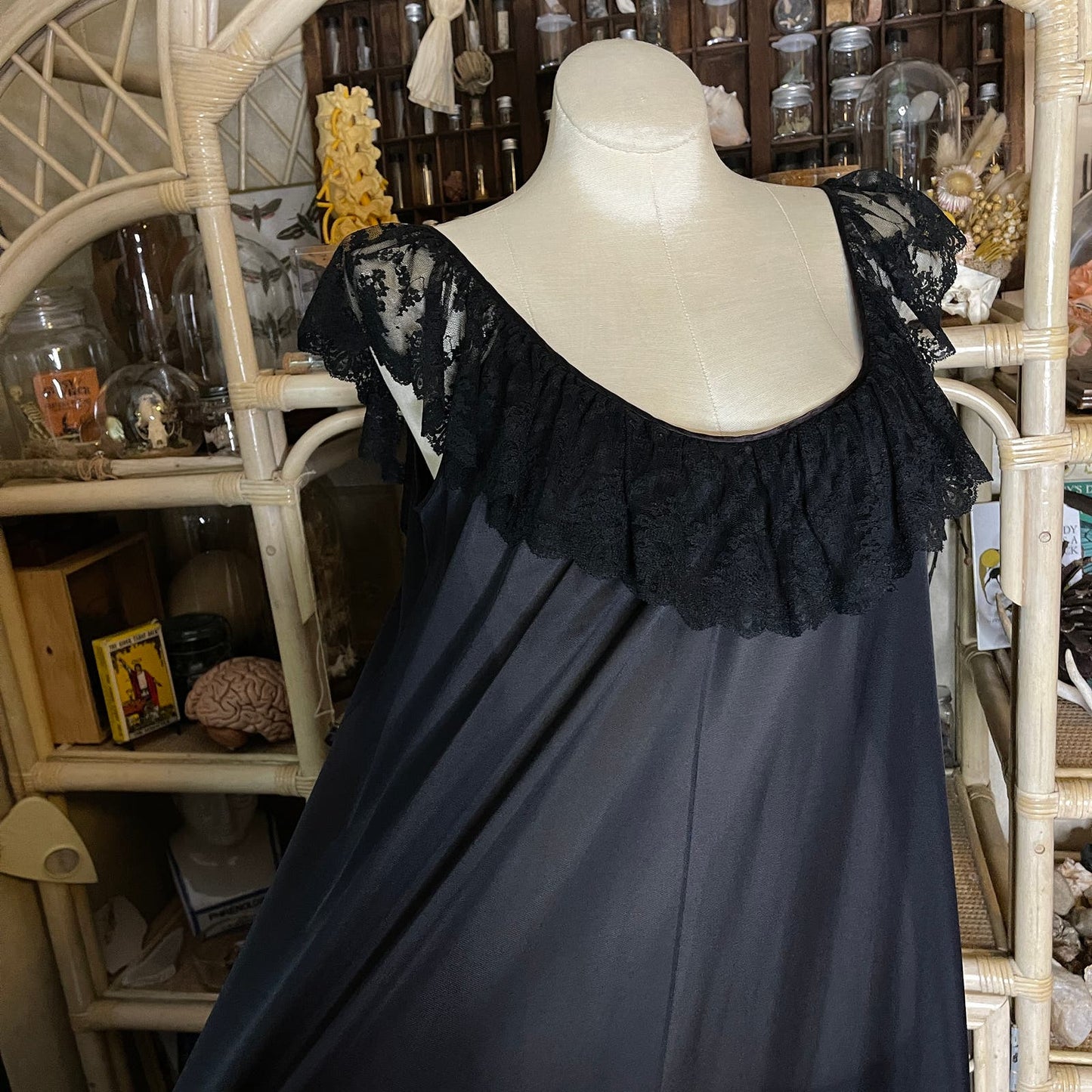 Lucie Ann 70s Black Maxi Nightgown Lace Ruffle at Neckline Off Shoulder Volup L