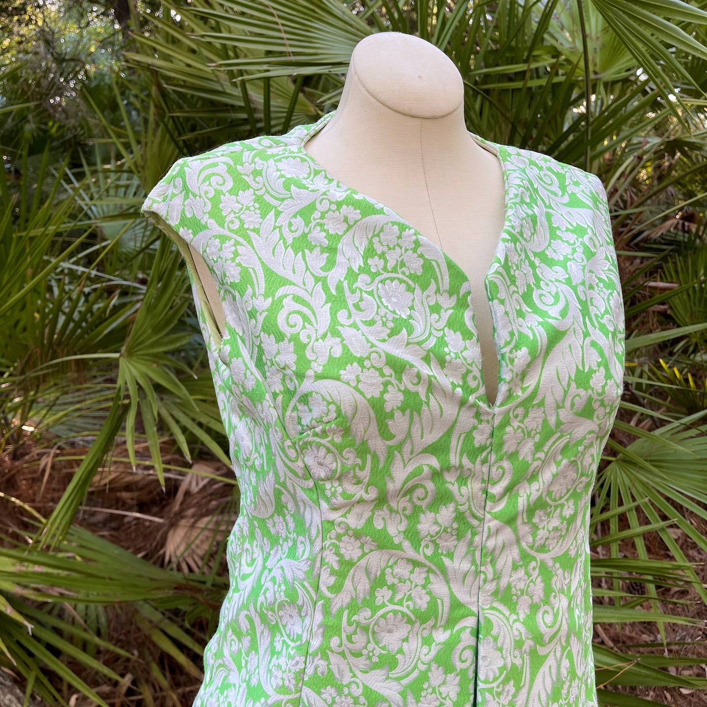 Vintage 70s Green White Brocade Maxi Gown Dress Fringed Shawl Nan Duskin Sz M L
