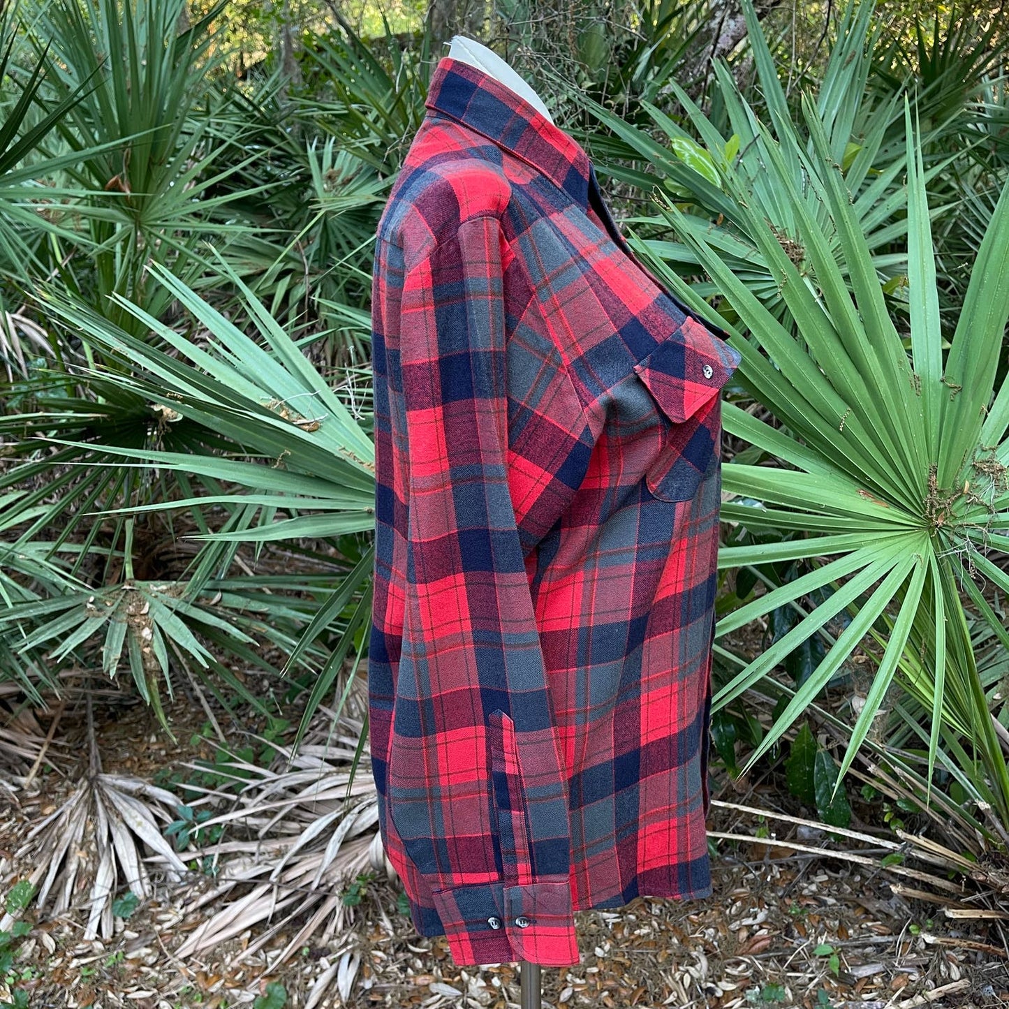 Vintage 90s Plaid Flannel Shirt Red Green Long Sleeve Northwest Territory Size M