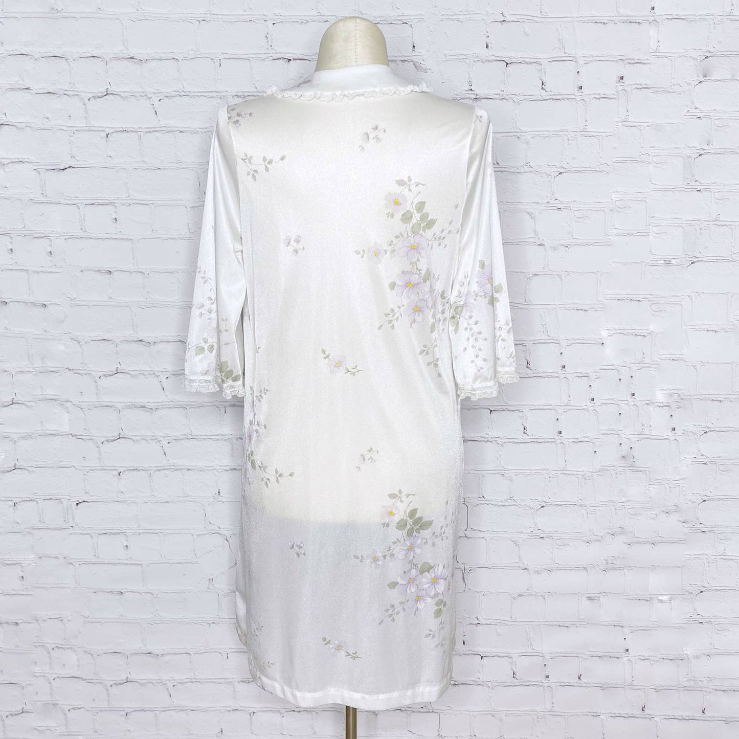 Vintage 70s Floral Nightgown House Coat White Lounge Wear Val Mode Size L
