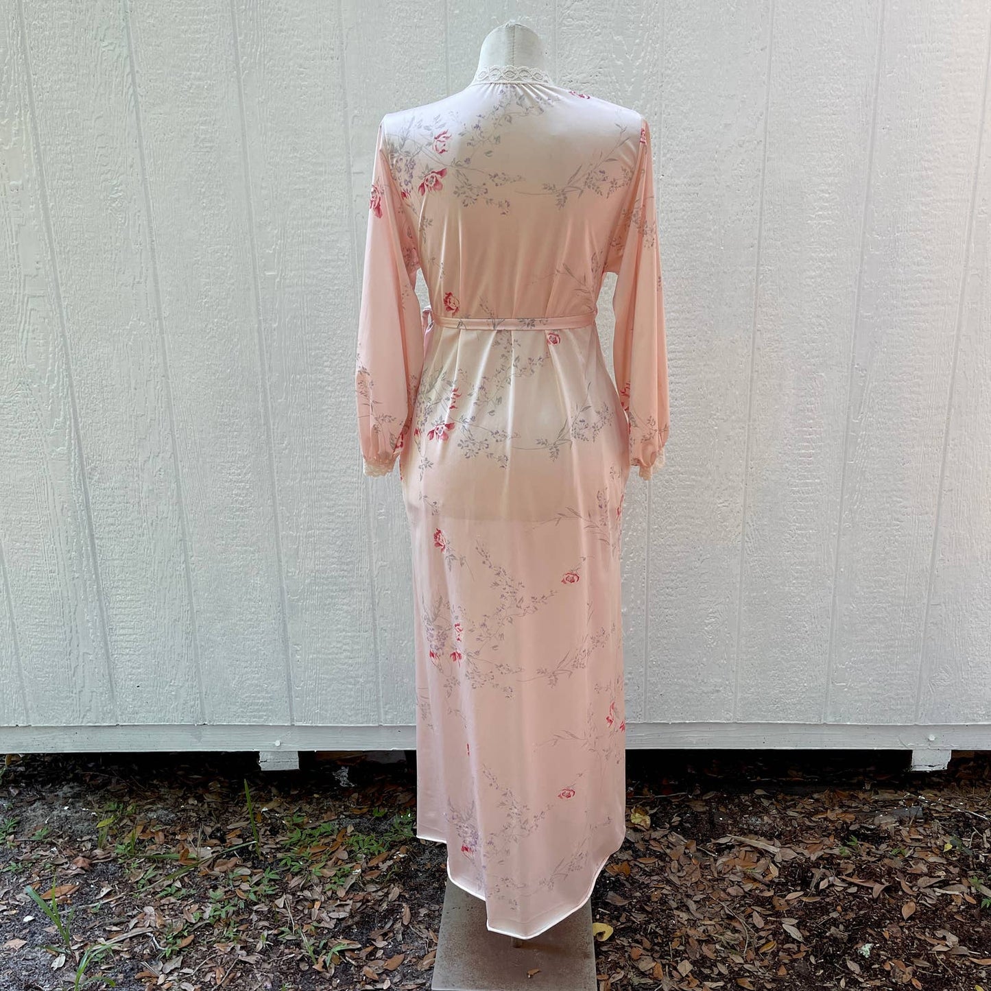 Vintage 70s Peachy Floral Robe Bishop Sleeve Union Made Miss Elaine Size S M