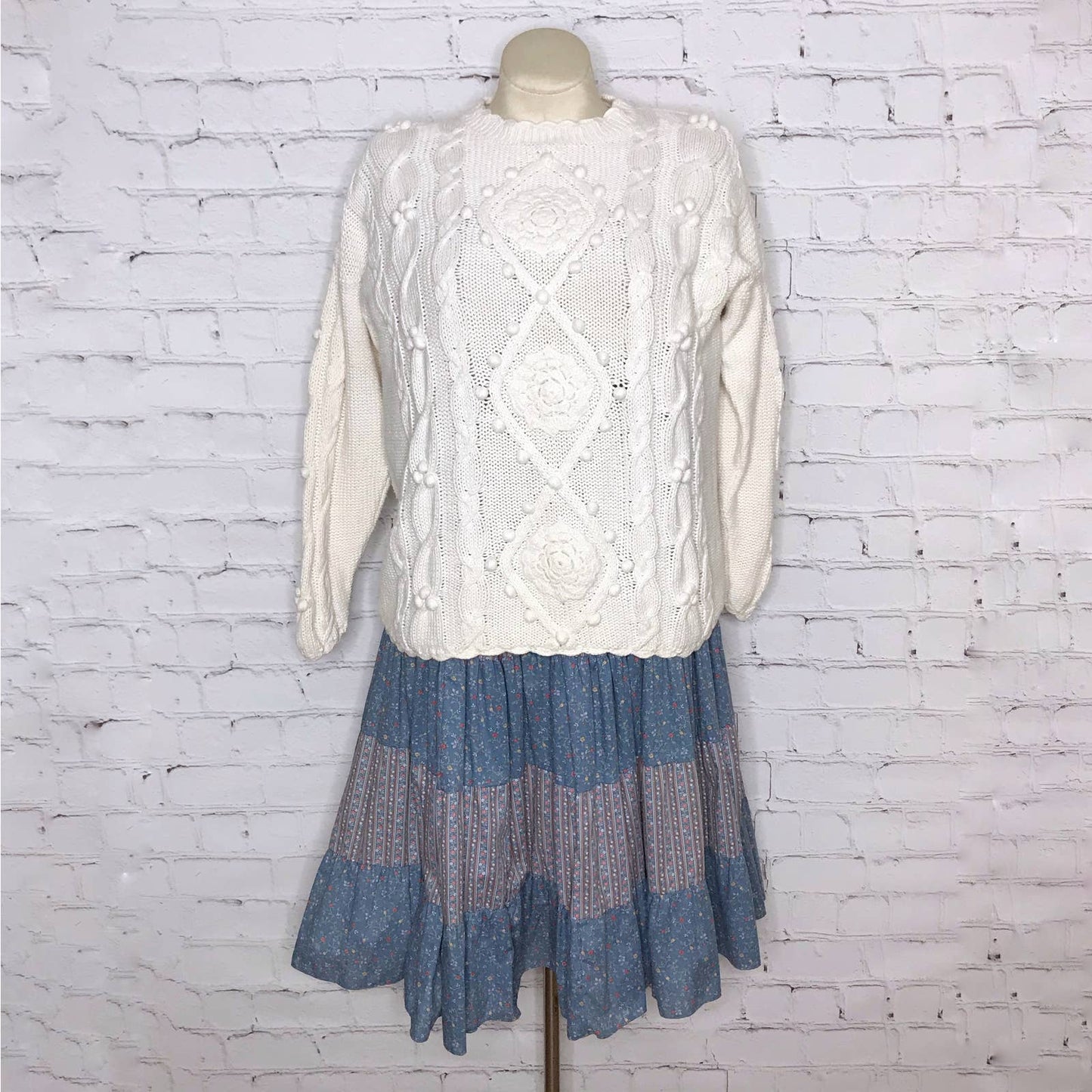 Vintage 80s Cotton Sweater White Cottage Core Pullover Bubble Yarnworks Size M