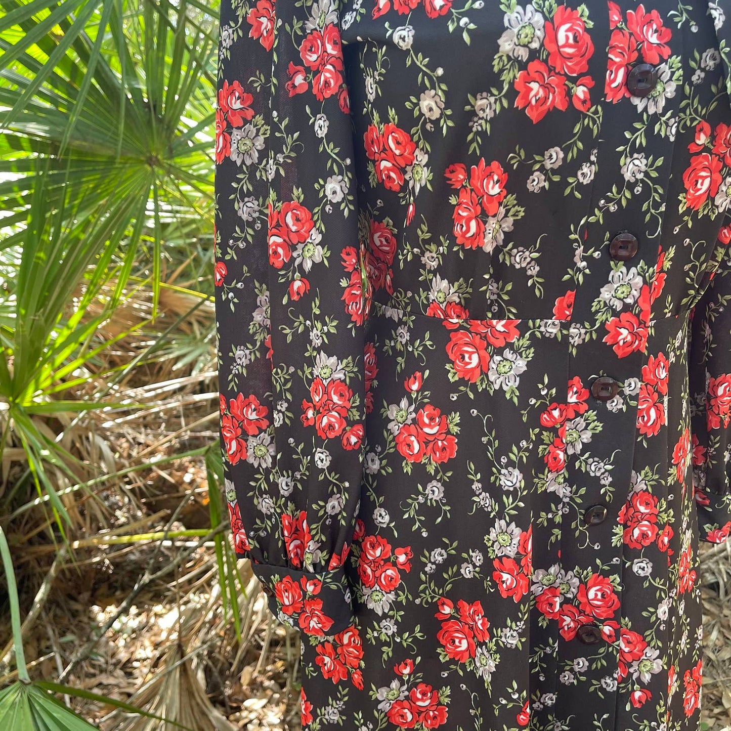 Vintage 70s Button Front Maxi Dress Black with Red Roses Tie Neck Size L XL