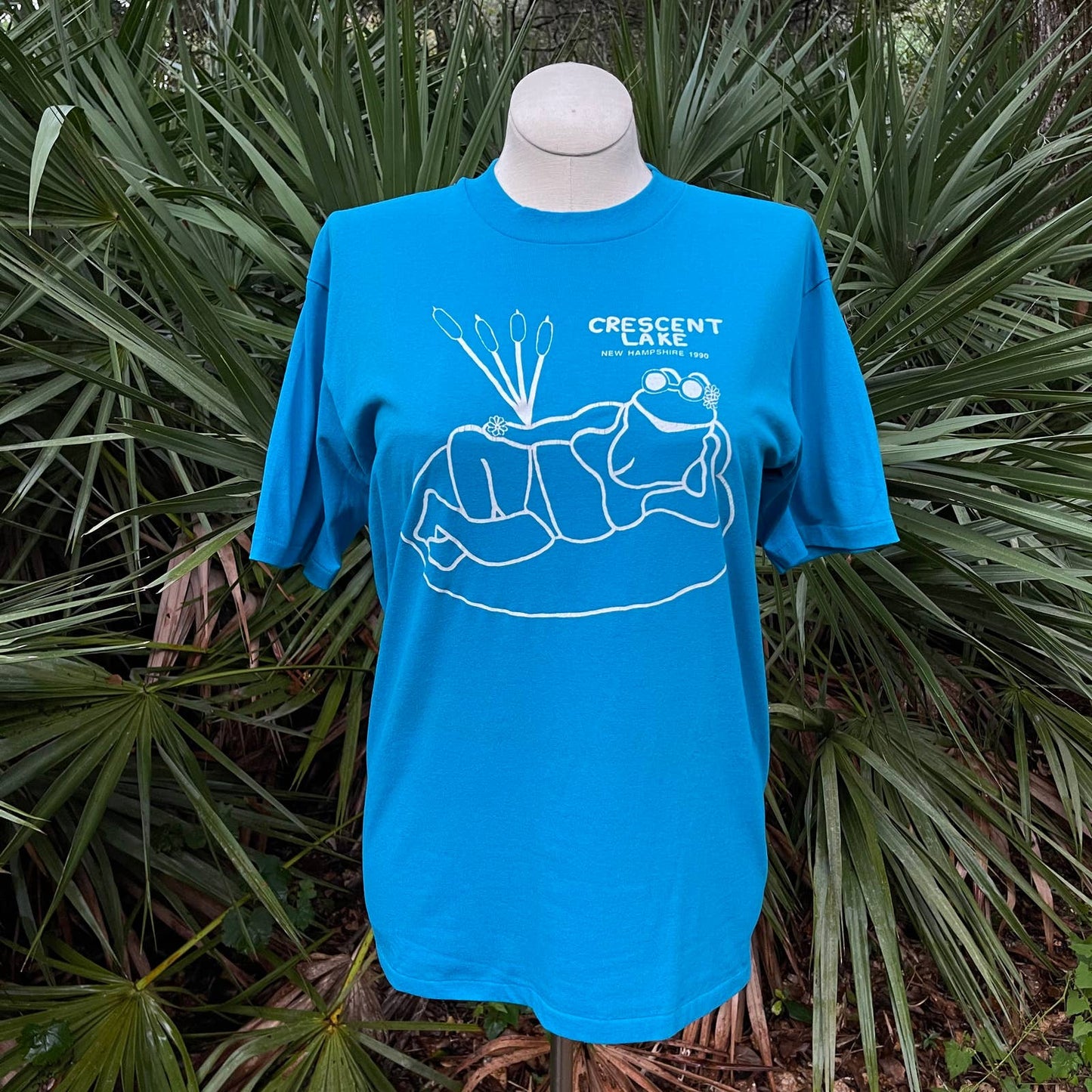 Vintage 90s Frog Bikini Tee Shirt Blue Crescent Lake Short Sleeve Hanes Size L