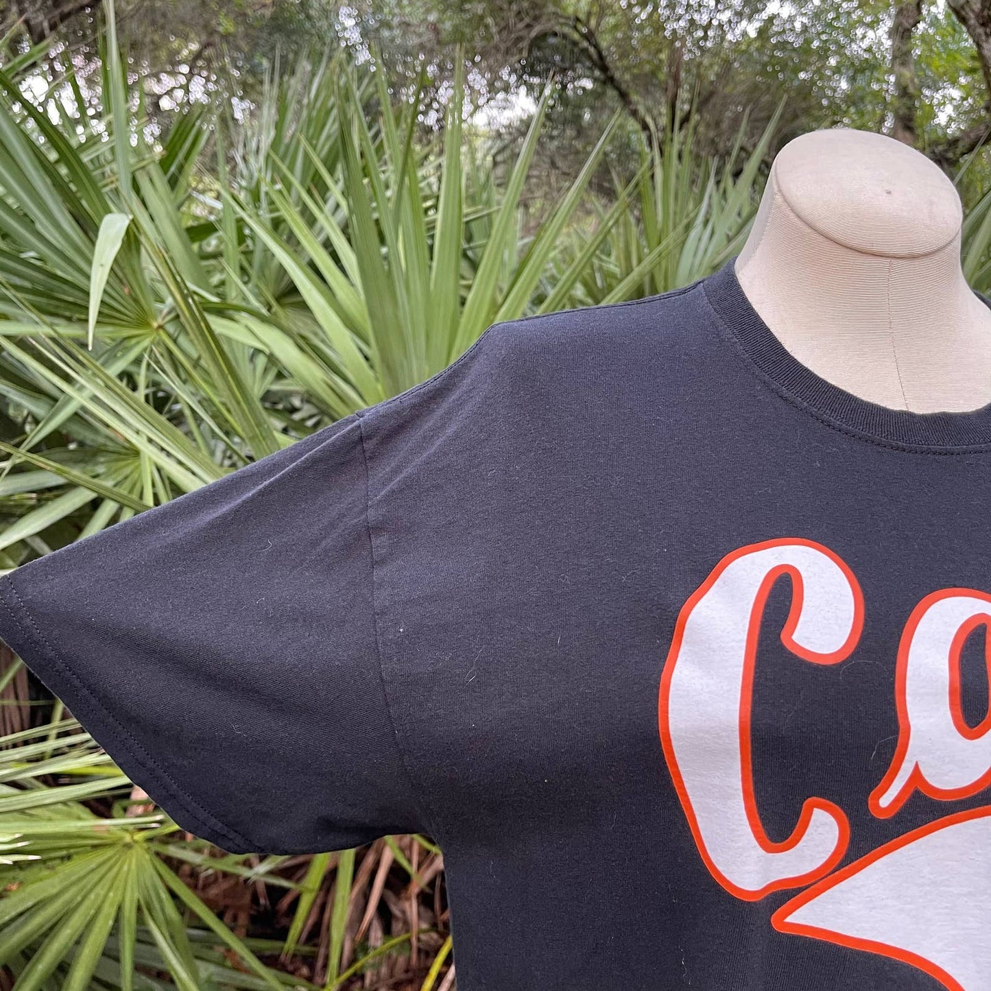 Black Retro Cats Tee Shirt Short Sleeve Team Softball Baseball Gildan Size XL
