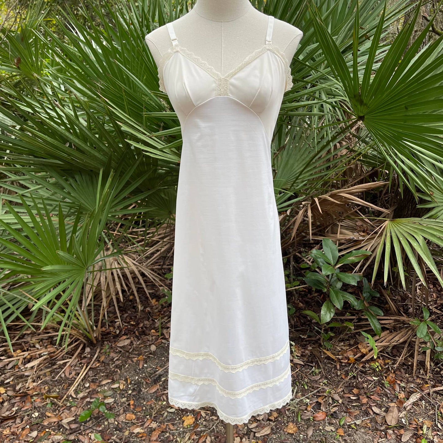 Vintage 70s Cream Slip Nightgown Lace Trim Sleeveless Shadowline Size 34