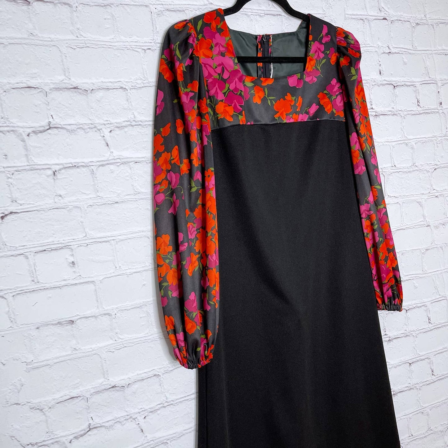 Vintage 70s Black Maxi Dress with Floral Contrast Long Sleeves Size M L