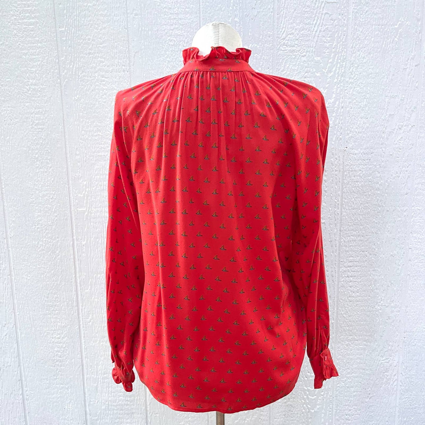 Vintage 90s Red Bird Print Blouse Long Sleeves Ruffle Collar Liz Claiborne Sz 8