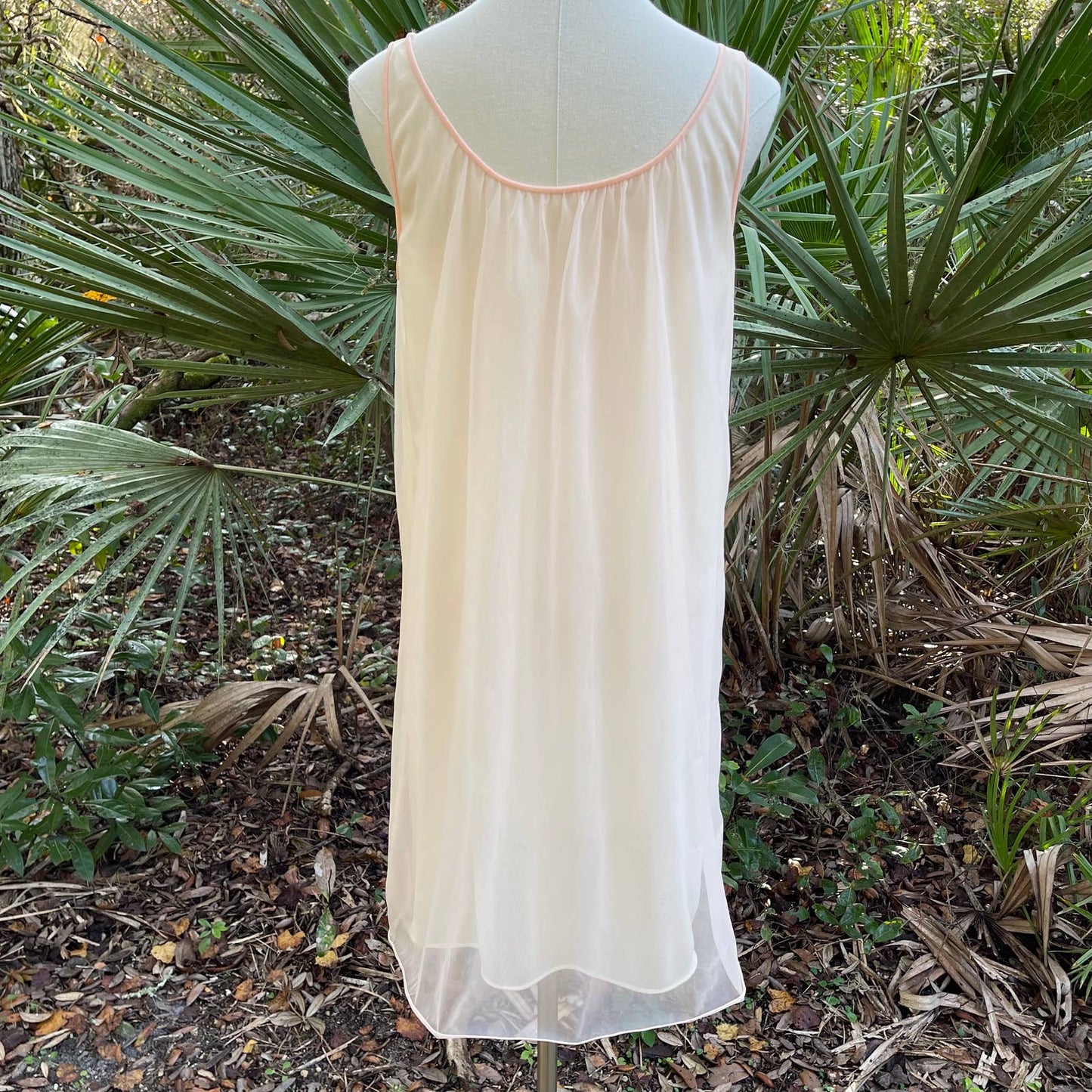 Vintage 60s Peach Knee Length Nightgown Lace Applique Lingerie Kayser Size Small