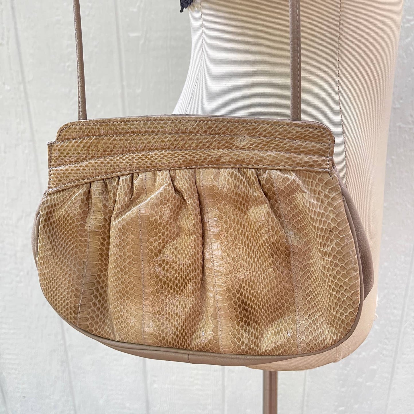 Vintage 90s Taupe Snake Skin Purse Shoulder Cross body Python Small Bag