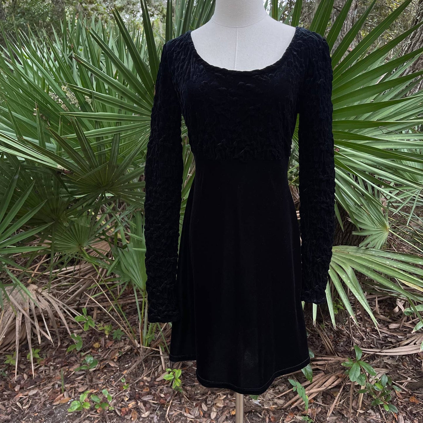 Vintage 90s Black Velvet Mini Dress Quilted Witchy LS City Triangles Size S