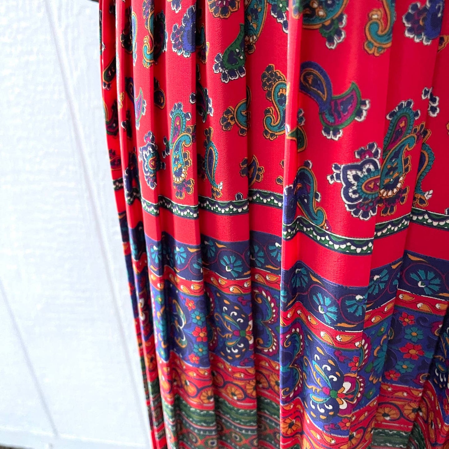 Vintage 80s Red Paisley Print Midi Dress Pleated Skirt Butterfly Lady Carol Sz L